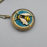 Ox Brass Round Bee Enamel  Keepsake Photo Locket Vintage Jewelry Gift.