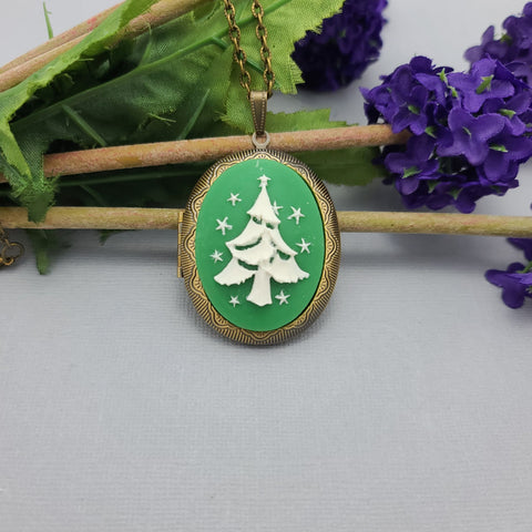 Christmas Theme Christmas Tree  Cameo Locket Necklace Jewelry.