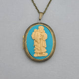 Christmas Theme Santa Claus Turquoise  Cameo Locket Necklace Jewelry.