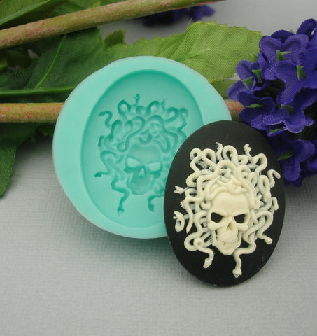 Medusa-skull-jewelry-making-mold