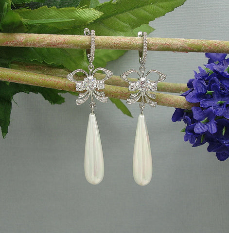 white-shell-pear-teardrop-silver-flowers-cubic-zirconia -dangle-earrings